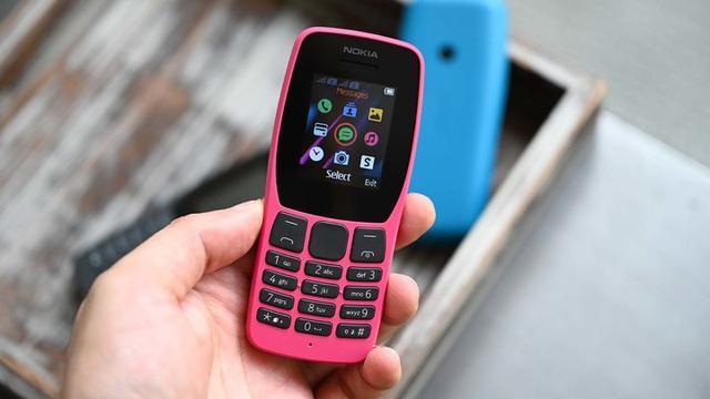 諾基亞3款新機亮相，都是反潮流復古風格，最后一款可以砸核桃，但是卻無人看好