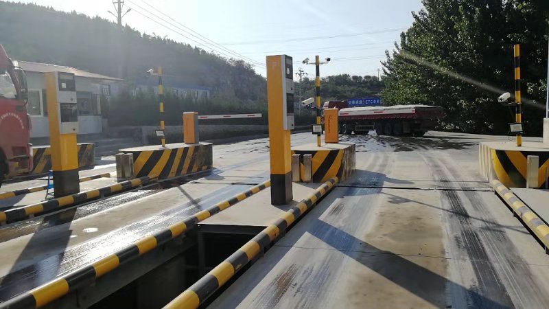 衡安無(wú)人值守稱重現(xiàn)場(chǎng)